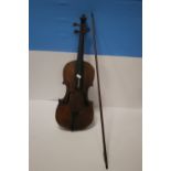 AN ANTIQUE VIOLIN AND BOW A/F