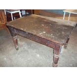 A SCRUB TOP ANTIQUE KITCHEN TABLE