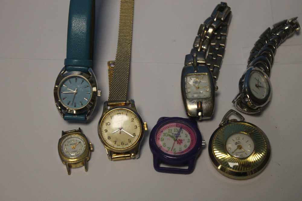 A COLLECTION OF 8 ASSORTED WRIST WATCHES