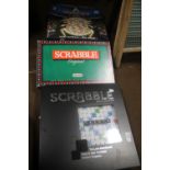 A COLLECTION OF GAMES TO INCLUDE SCRABBLE DE-LUXE