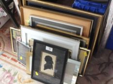 A COLLECTION OF ASSORTED PICTURES AND FRAMES TO INCLUDE WOOLWORKS, SMALL SILHOUETTE ETC.