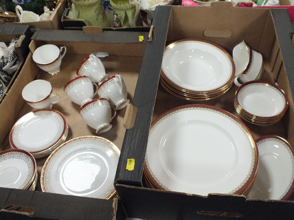 TWO TRAYS OF PARAGON MAJESTIC AND ROYAL ALBERT PARAGON HOLLYROOD CHINA