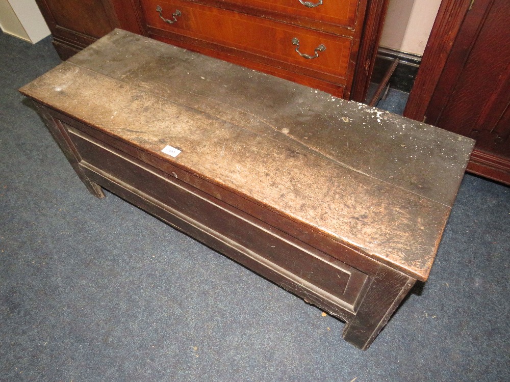 AN ANTIQUE OAK SMALL COFFER W-106 CM A/F - Image 2 of 6