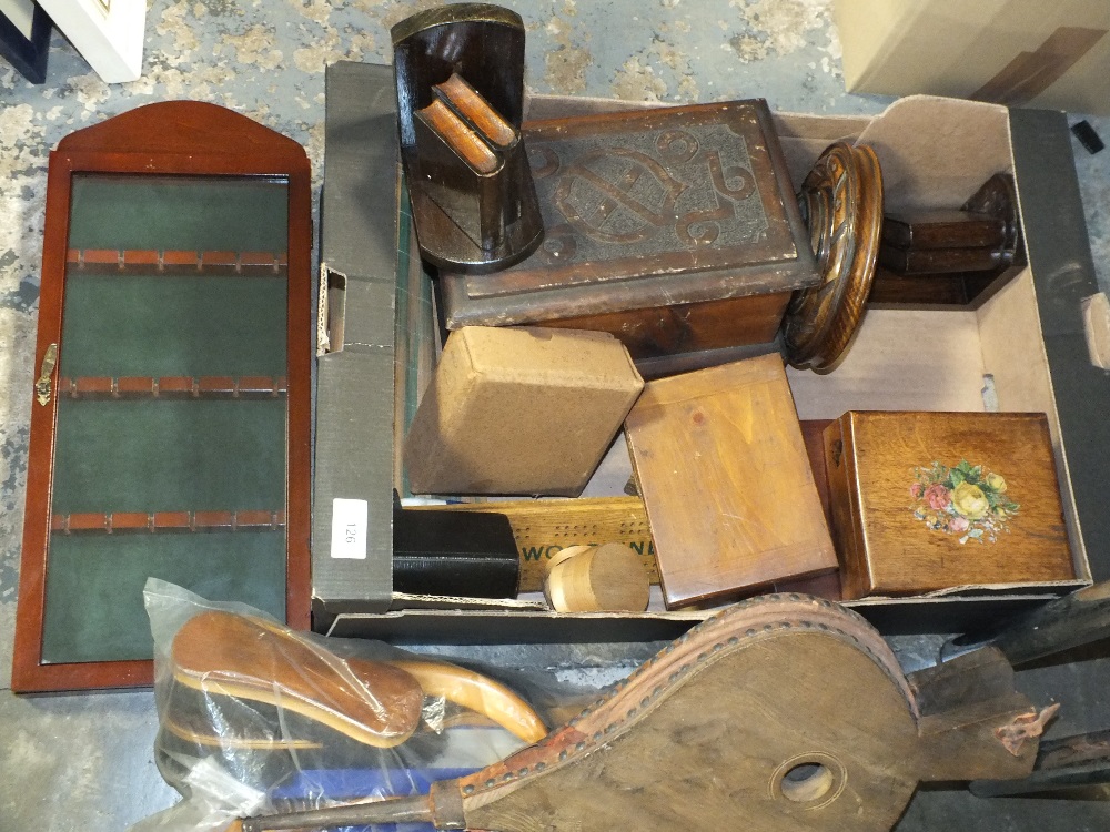 A COLLECTION OF TREEN TO INCLUDE A SET OF OAK BELLOWS, LIDDED BOXES ETC.