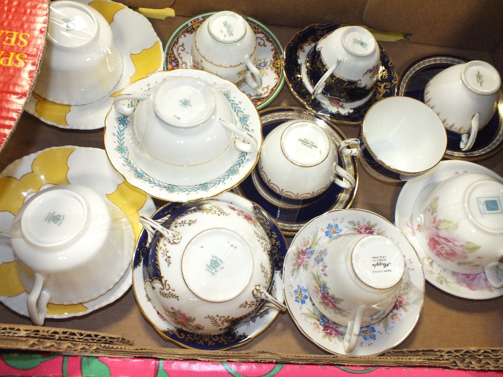 TWO TRAYS OF CUPS AND SAUCERS TO INCLUDE COALPORT, CAULDON CHINA ETC. - Image 3 of 3