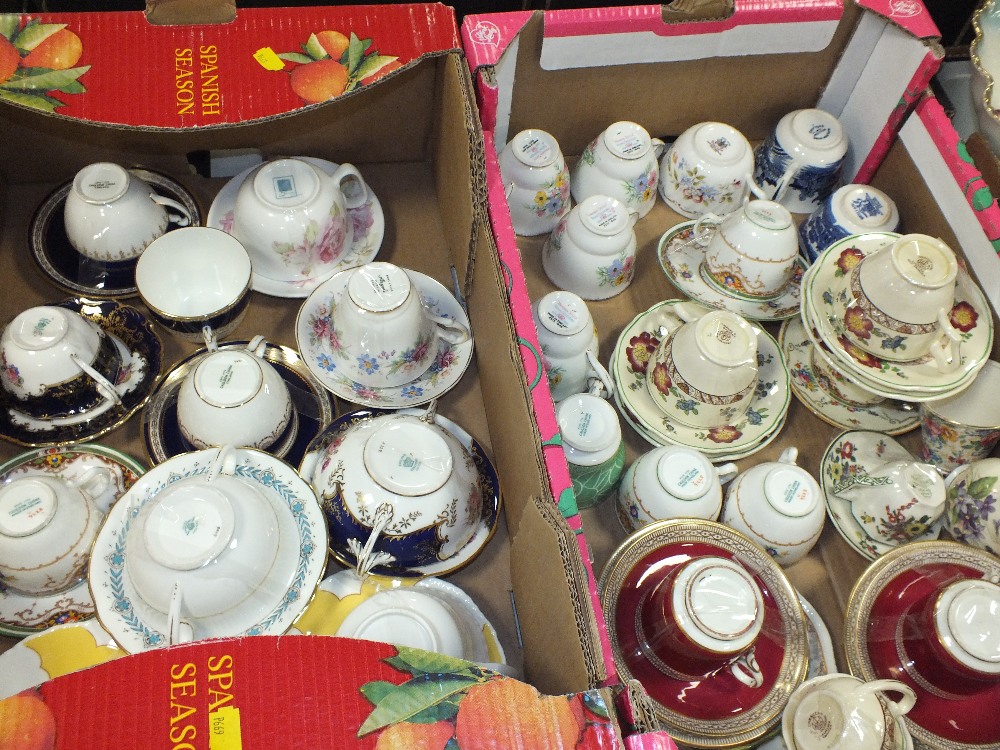 TWO TRAYS OF CUPS AND SAUCERS TO INCLUDE COALPORT, CAULDON CHINA ETC.