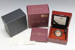 A ROYAL MINT QUEEN ELIZABETH II 2017 SOVEREIGN, complete with box and papers stating a edition limit