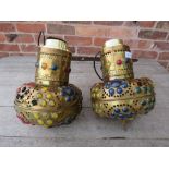 A PAIR OF EASTERN STYLE HANGING LIGHTS H-36 CM (2)