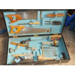 A CARPENTERS WORKBOX PLUS CONTENTS