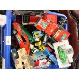 A BOX OF DIE CAST TOY CARS AND VEHICLES