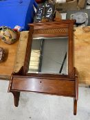 AN EDWARDIAN RED WALNUT HANGING HALL MIRROR WITH GLOVE / KEY BOX