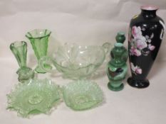 A COLLECTION OF GREEN GLASS VASES TO INCLUDE A PAIR OF VASES HAND PAINTED WITH CHICKENS, TOGETHER