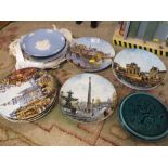 A QUANTITY OF COLLECTORS PLATES TO INCLUDE WEDGWOOD, LIMITED EDITION LIMOGES EXAMPLES ETC