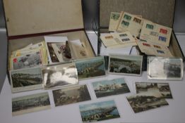 TWO BOXES OF ASSORTED POSTCARDS TO INCLUDE PHOTOGRAPHIC EXAMPLES, SILKS, ADVERTISING, A SELECTION OF