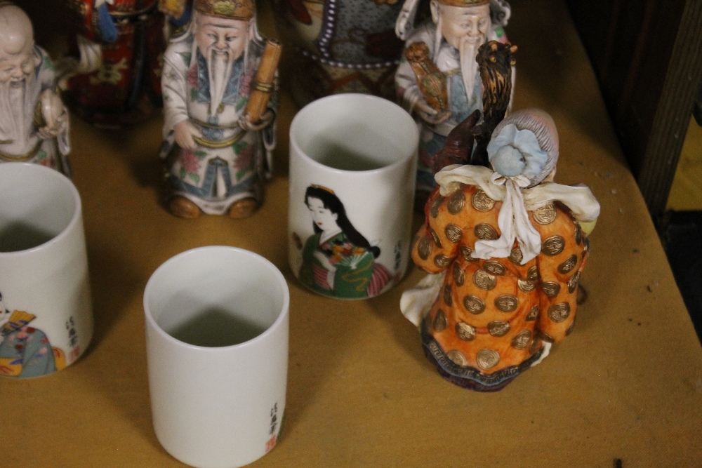 A COLLECTION OF ORIENTAL STYLE CERAMICS - Image 3 of 4