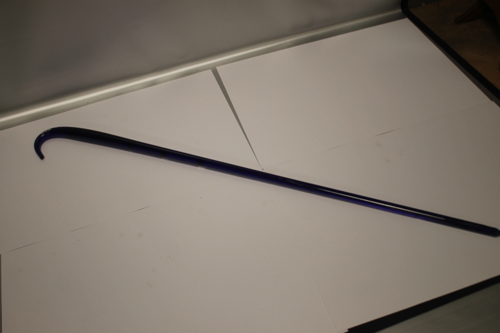 AN ANTIQUE BRISTOL BLUE GLASS WALKING STICK - Image 2 of 2