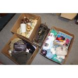 A TRAY OF CERAMICS AND STONE WARE TOGETHER WITH A TRAY OF KNITTING WOOL AND A BOX OF LADIES CLOTHING