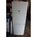 DAEWOO FROST FREE FRIDGE FREEZER