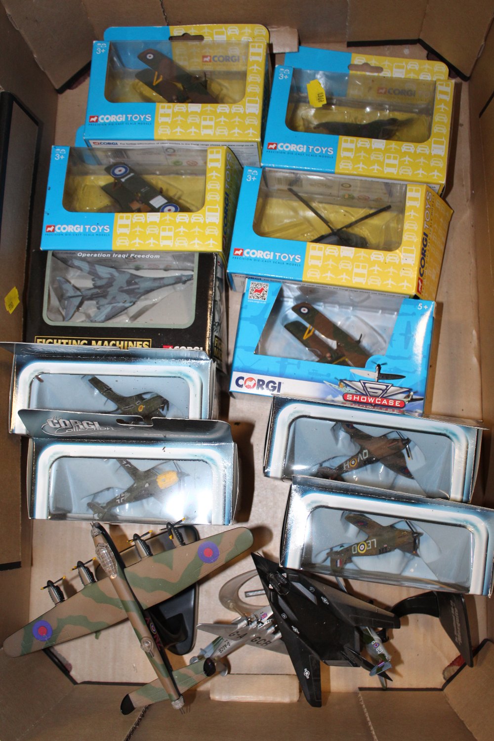 A TRAY OF CORGI AND OTHER AIRPLANE TOYS, MOSTLY BOXED (14)