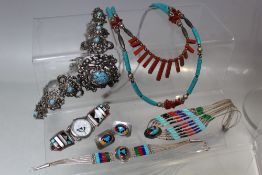 A MODERN NAVAJO / MEXICAN STYLE SILVER AND BEADWORK NECKLACE, BRACELET AND EARRING SET, together