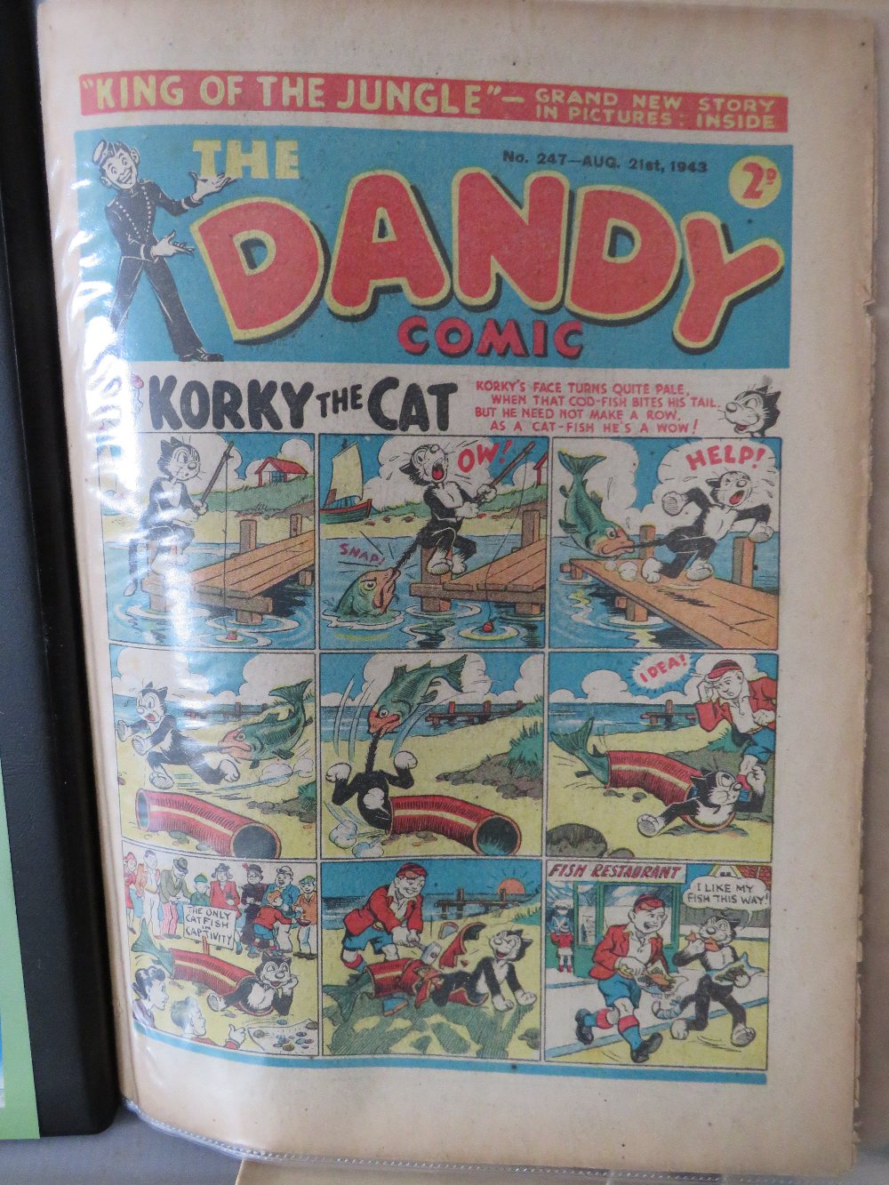 A COLLECTION OF VINTAGE COMICS, to include three 1943 Dandy comics, and a 1946 Beano, together with - Image 5 of 11