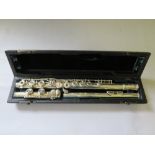 AN ALTUS AZUMINO FLUTE A907, with hard case