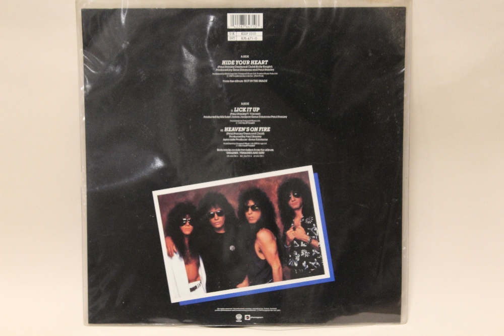 KISS - HIDE YOUR HEART, special 10" picture disc limited edition single - Image 5 of 5