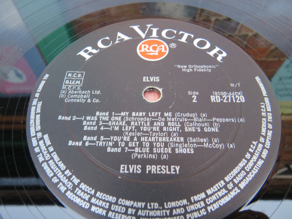 A COLLECTION OF ELVIS PRESLEY LP RECORDS ETC., to include Elvis' Golden Records, Burning Love and H - Image 8 of 12