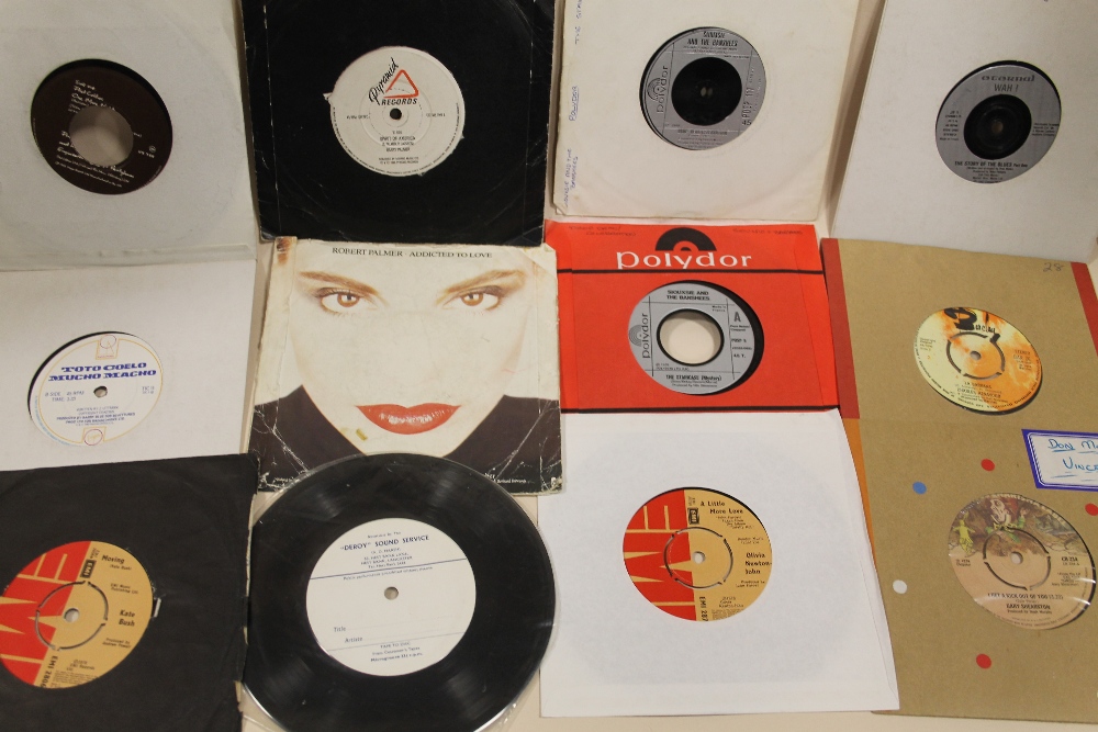 A QUANTITY OF MOSTLY 1980'S ERA 45 RPM 7" SINGLE RECORDS, to include The B-52's, Tubeway Army, Snif - Image 16 of 18