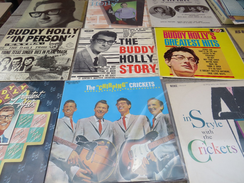 A COLLECTION OF BUDDY HOLLY LP RECORDS, comprising various Coral pressings to include Buddy Holly L - Image 9 of 13