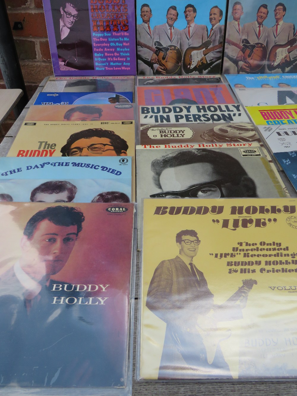 A COLLECTION OF BUDDY HOLLY LP RECORDS, comprising various Coral pressings to include Buddy Holly L - Image 5 of 13