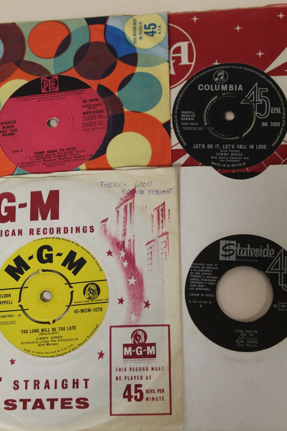 THREE CASES OF MOSTLY 1950'S /60's ERA 45 RPM 7" SINGLE RECORDS ETC., to include The Scaffold, The - Image 4 of 8