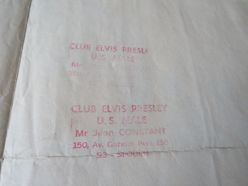 A VINTAGE MGM ELVIS PRESLEY FILM POSTER 'LE ROCK DU BAGNE' - JAILHOUSE ROCK, approx 35.5 x 55.5 cm, - Image 5 of 8