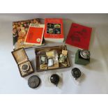 A SELECTION OF GRAMOPHONE RELATED ITEMS COMPRISING SOUND BOXES, NEEDLES, RECORD PAD AND ASSOCIATED