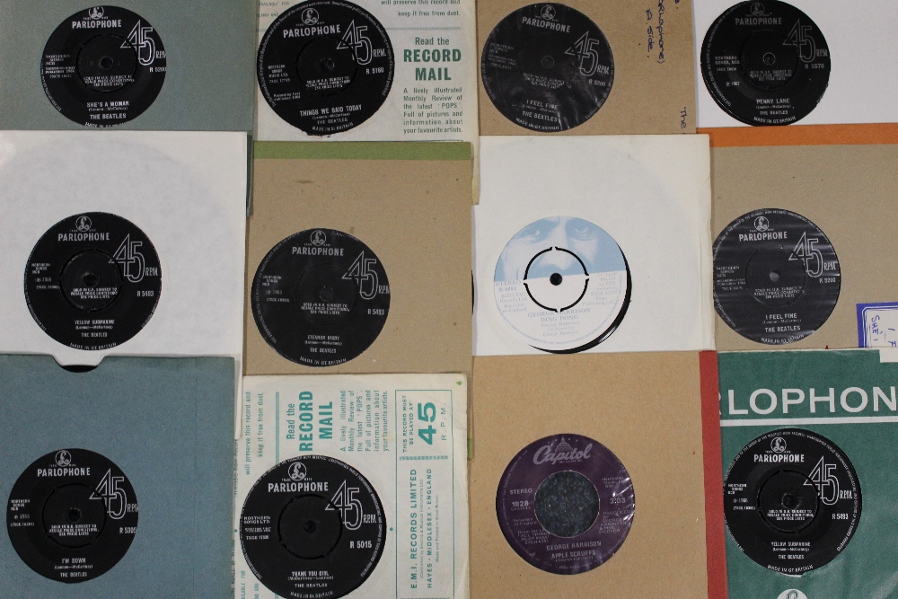 A QUANTITY OF THE BEATLES RELATED 45 RPM 7" SINGLE RECORDS, various labels - predominantly Apple re - Image 3 of 8