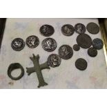 A TRAY OF ASSORTED ROMAN STYLE COINAGE - PROBABLY 20TH CENTURY, TOGETHER WITH A RING AND A CROSS