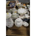 A TRAY OF ASSORTED CERAMIC TO INCLUDE ROYAL WORCESTER TOGETHER WITH THREE PIECES OF WEDGWOOD ROSEHIP