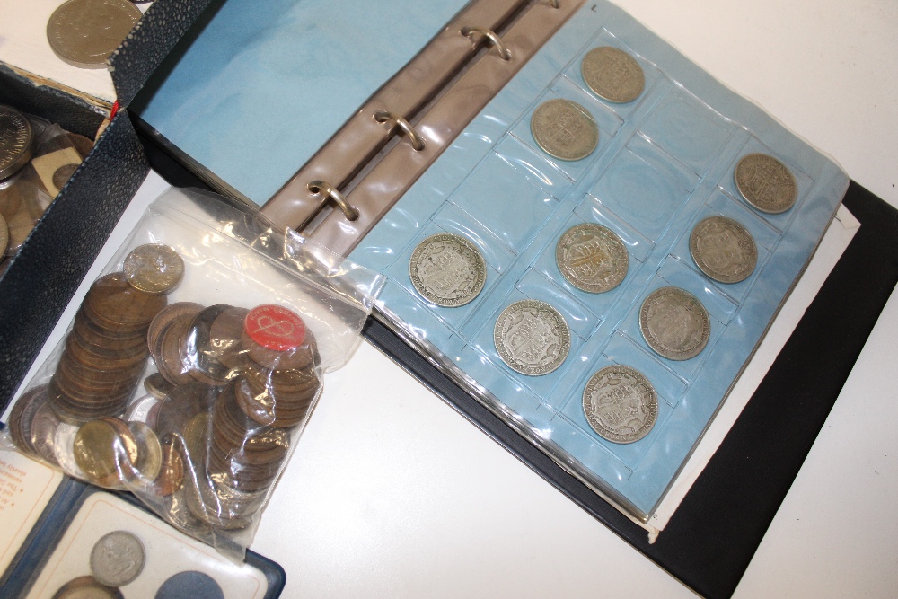 A COLLECTION OF ASSORTED WORLD COINAGE TO INCLUDE A VINTAGE BRITISH COIN ALBUM - Image 4 of 4