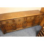 AN OAK CARVED SIDEBOARD W-190 CM