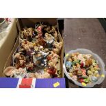 A QUANTITY OF PIGGIN FIGURES TOGETHER WITH A SMALL BOX OF CHERISHED TEDDIES FIGURES