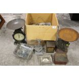 A BOX OF METALWARE TO INCLUDE A VINTAGE SALTER SCALE, PRIMUS NO.70 CAMPING LAMP ETC