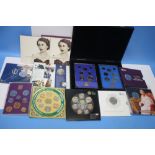 A COLLECTION OF COMMEMORATIVE COINS, Royal Mint Proof Sets and uncirculated sets, to include proof