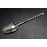 A HALLMARKED SILVER MARROW SPOON BY BENJAMIN CARTWRIGHT I - LONDON 1747, approx weight 52g, L 22 cm