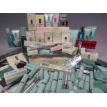 A LARGE COLLECTION OF CLINIQUE MAKE UP AND SKIN CARE ETC, to include body wash, eye shadow, lip