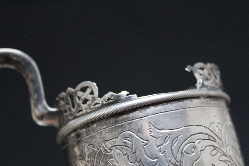 A RUSSIAN 84 ZOLOTNIKI HALLMARKED SILVER CUP BY IVAN SVESHNIKOV OF MOSCOW, assay mark of Anatoly - Image 2 of 4