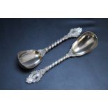 A QUALITY PAIR OF HALLMARKED SILVER OYSTER SPOONS BY FRANCIS HIGGINS II - BIRMINGHAM 1850, with rope
