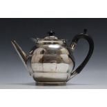 A HALLMARKED TEAPOT BY JOHN ALDWINCKLE & THOMAS SLATER - LONDON 1890, with panelled central band