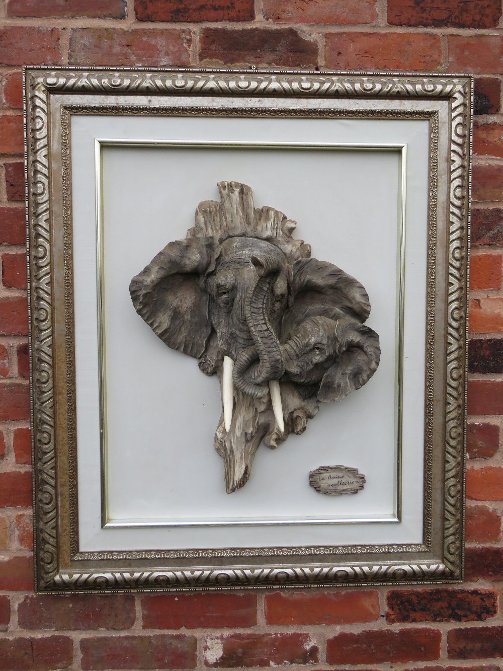 CROSA (XXI) - A RESIN SCULPTURE OF TWO ENTWINED ELEPHANT HEADS FORMING THE SHAPE OF AFRICA, - Image 3 of 8