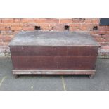 A LARGE ANTIQUE OAK HINGED BLANKET BOX, raised on bun feet, H 62 cm, W 140 cm, D 73 cm