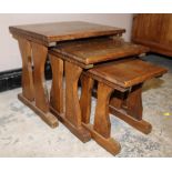 A LATE TWENTIETH CENTURY OAK NEST OF TABLES, W 45 cm, D 35.5 cm, H 40 cm